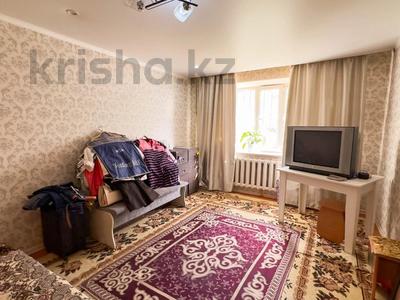 Продажа квартир в Жетысу обл.: 2-комнатная квартира · 31 м² · 1/3 этаж, Абая за 14 млн 〒 2-комнатная квартира · 31 м² · 1/3 этаж, Абая за 14 млн 〒 в Талдыкоргане