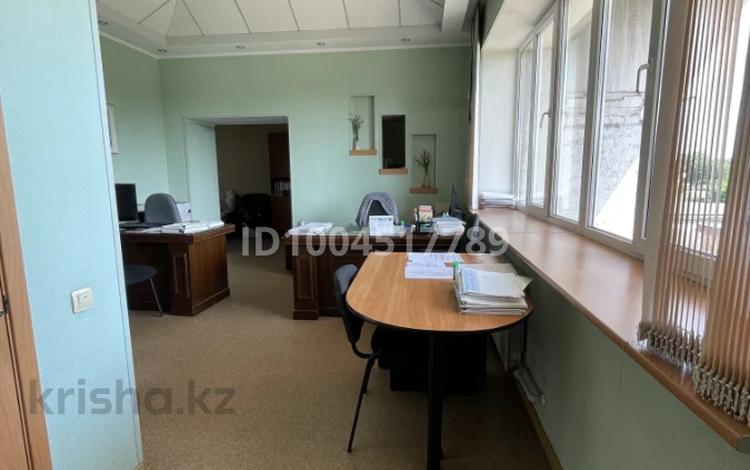 Действующее ТОО для любого вида деятельности · 455 м², бағасы: 122 млн ₸ в Усть-Каменогорске — фото 8