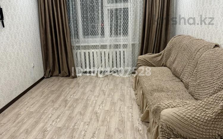 3-комнатная квартира · 69.5 м² · 2/5 этаж, Астана 28 — В центре города рядом 3 садика 1 школа через дорогу 4 школа за 100 000 〒 в Аксу — фото 6