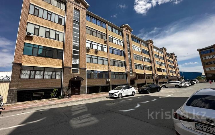 2-комнатная квартира · 82 м² · 1/5 этаж, Жагалау 5 — Набережная за 350 000 ₸ в  — фото 2