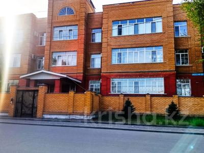 6-комнатная квартира · 290.2 м² · 1/3 этаж, Мангелик Ел 69 за 230 млн ₸ в Семее