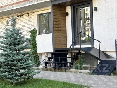 Салоны красоты · 50 м² за 300 000 ₸ в Уральске, мкр Женис