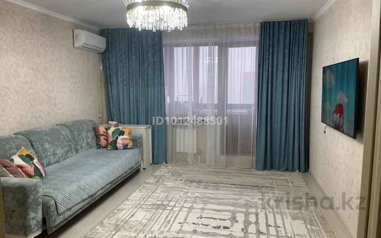 3-бөлмелі пәтер · 70 м² · 8/10 қабат, Казыбек би 9/4, бағасы: 41 млн ₸ в Усть-Каменогорске — фото 2