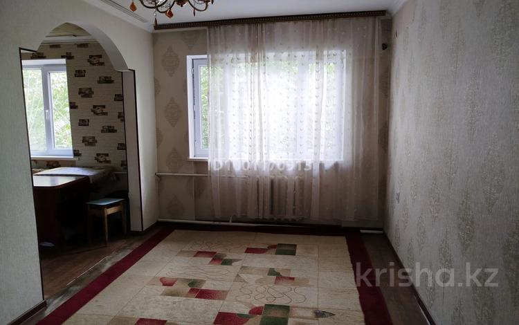 2-бөлмелі пәтер · 45 м² · 1/3 қабат, Д.Кунаев 8 — Пирамида, бағасы: 8 млн ₸ в Кентау — фото 2