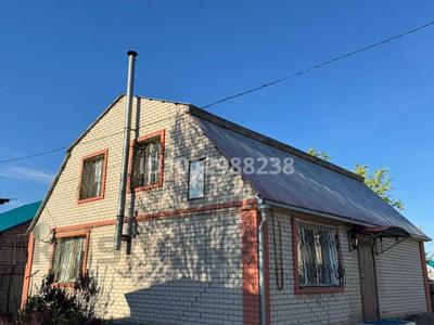 Часть дома · 5 комнат · 140 м² · 140 сот., Геолог-5 149 — Возле магазина Фариза за 25 млн ₸ в Актобе, жилой массив Заречный-1