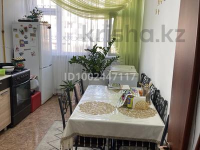 2-бөлмелі пәтер · 60.6 м², Арай 2 8, бағасы: 17.9 млн 〒 в Таразе