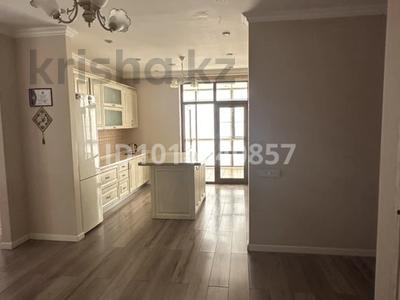 4-комнатная квартира · 200 м² · 1/12 этаж, мкр Самал-3 49 за 1.2 млн 〒 в Алматы, Медеуский р-н