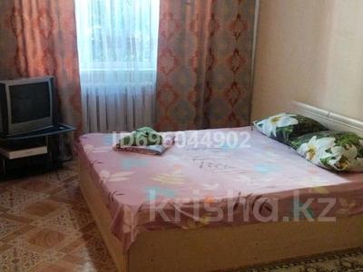 1-комнатная квартира · 30 м² · 1/5 этаж, Маметова 48 за 7 000 ₸ в Уральске, мкр Школьник