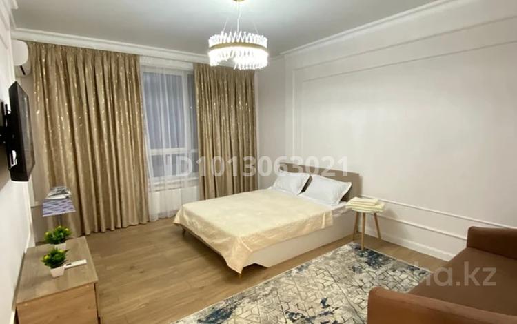 1-комнатная квартира · 50 м² · 13/14 этаж, Назарбаева 14/1 за 260 000 ₸ в Шымкенте — фото 2