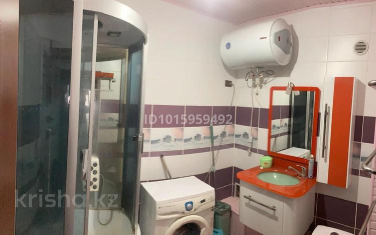 2-бөлмелі пәтер · 54 м² · 4/4 қабат, Рахимова 1 — Пр Жамбыла, бағасы: 100 000 ₸ в Таразе — фото 2