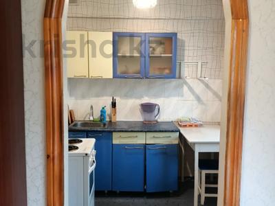 3-комнатная квартира · 60 м² · 1/5 этаж, Маяковского 6 за 18.9 млн 〒 в Усть-Каменогорске