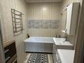 3-комнатная квартира · 92 м² · 1/9 этаж, мкр Юго-Восток, проспект Шахтеров 23/7 — Угол проспекта Шахтеров и проспекта Строителей за 43 млн ₸ в Караганде, Казыбек би р-н — фото 16