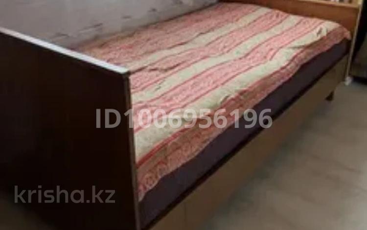 1 бөлме · 13 м², Серикбаев 1/2, бағасы: 145 000 ₸ в Усть-Каменогорске — фото 2