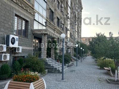Продажа квартир в Атырауской обл.: 3-комнатная квартира · 107 м² · 6/9 этаж, проспект Каныш Сатпаев 60 — Сатпаева за 49 млн 〒 3-комнатная квартира · 107 м² · 6/9 этаж, проспект Каныш Сатпаев 60 — Сатпаева за 49 млн 〒 в Атырау