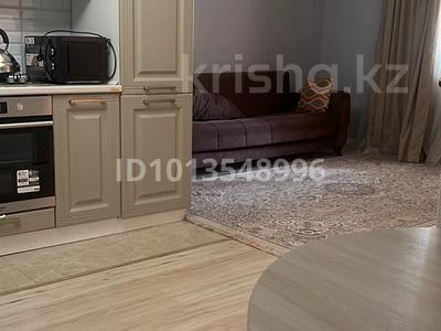 2-комнатная квартира · 52 м² · 8/10 этаж, Мкр Аксай, Б. Момышулы 25 за 20 000 ₸ в Алматы, Ауэзовский р-н