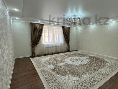 4-бөлмелі пәтер · 150 м² · 2/5 қабат, Алтын орда ш/а. 10, бағасы: 68.7 млн ₸ в Актобе, мкр. Алтын орда