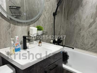 2-бөлмелі пәтер · 50 м² · 1/5 қабат, Сортировка Локомотивная 131, бағасы: 120 000 ₸ в Караганде, Алихана Бокейханова р-н