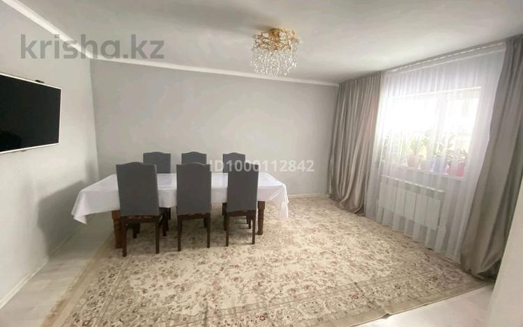 Отдельный дом · 3 комнаты · 65 м² · 10 сот., жилой массив Кызылжар 661 за 17 млн ₸ в Актобе — фото 9
