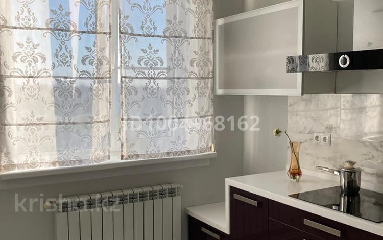 2-комнатная квартира · 70 м², Кабанбай батыр 5/1 — Кабанбай батыра , кургальджинское шоссе за 450 000 ₸ в Астане, Нура р-н — фото 2