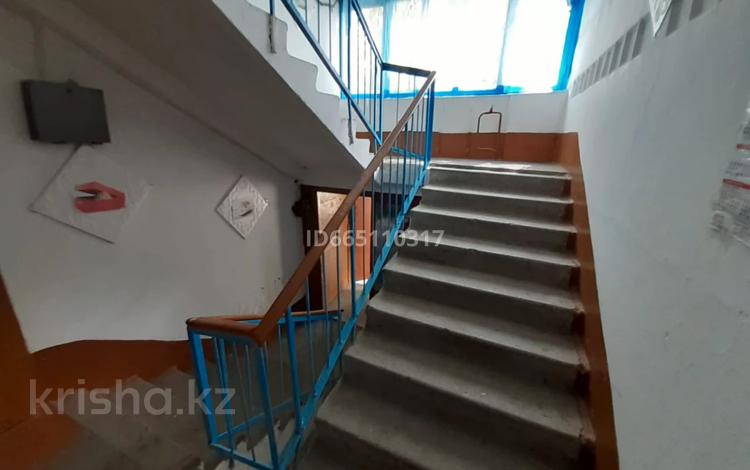 1-комнатная квартира · 30 м² · 1/5 этаж, Ауэзова за 70 000 ₸ в Аксу — фото 3