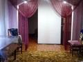 2-комнатная квартира, 43 м², 4/4 этаж, Толе Би 75 — проспект Жамбыла за 20 млн 〒 в Таразе — фото 2
