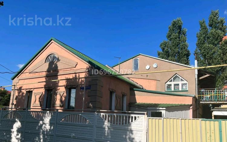 Жеке үй · 9 бөлме · 310 м² · 4 жүзд., Жунисова 4 — Пугачева и Жунисова, бағасы: 53.5 млн ₸ в Уральске — фото 2