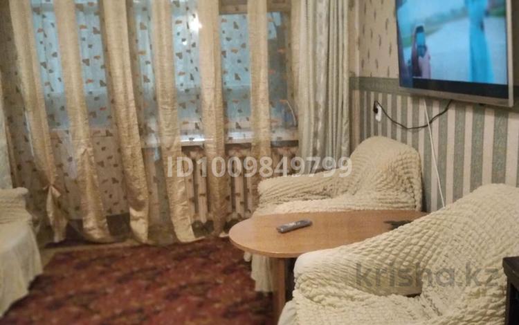 1-комнатная квартира · 40 м² · 2 этаж, Абая — ТД ИРС за 8 000 ₸ в Уральске, мкр Школьник — фото 2