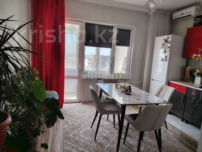2-бөлмелі пәтер · 73.3 м² · 4/16 қабат, мкр. Алмагуль, Алмагул 19, бағасы: 25.5 млн ₸ в Атырау