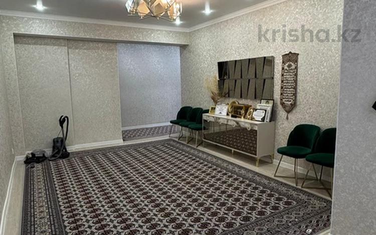 3-комнатная квартира · 106 м² · 4/9 этаж, 17-й мкр. 97/1 за 38.5 млн ₸ в Актау, 18-й мкр  — фото 12