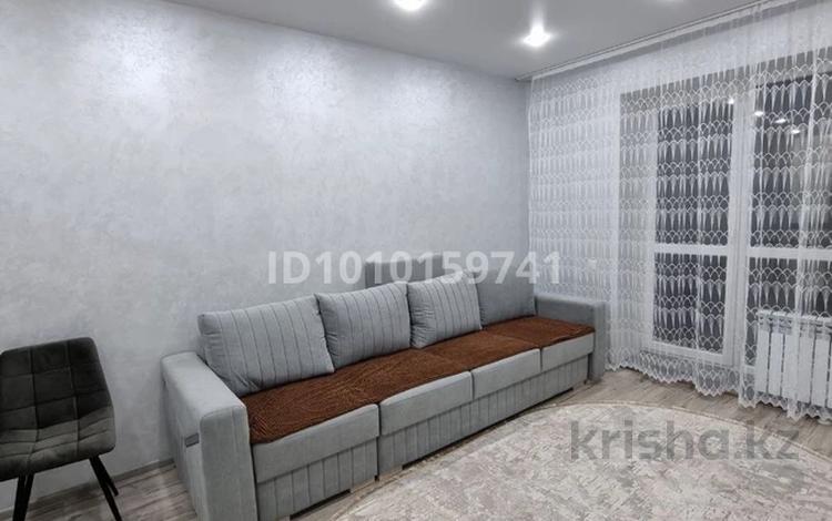 2-бөлмелі пәтер · 52 м² · 3/5 қабат, Набережная 62а, бағасы: 220 000 ₸ в Щучинске — фото 2