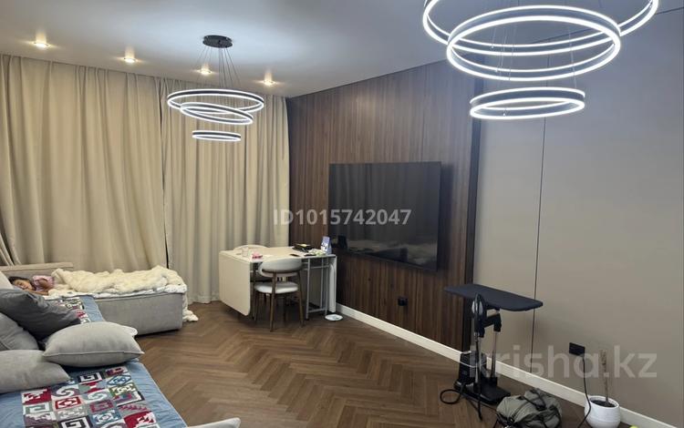 4-бөлмелі пәтер · 121 м² · 16/18 қабат, Жарокова 218, бағасы: 139 млн ₸ в Алматы, Бостандыкский р-н — фото 2
