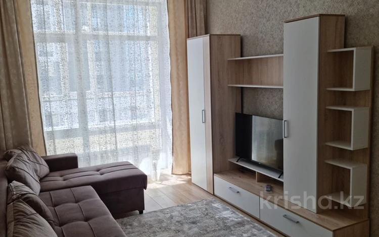 1-бөлмелі пәтер · 40 м² · 4/9 қабат, Кумисбекова 4 — Кенесары, бағасы: 200 000 ₸ в Астане, Сарыарка р-н — фото 2