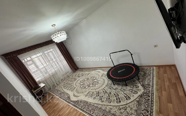2-комнатная квартира · 58.2 м² · 2/5 этаж, Ж. Абдирахманова — Возле 12 школы за 22 млн 〒 в  — фото 2