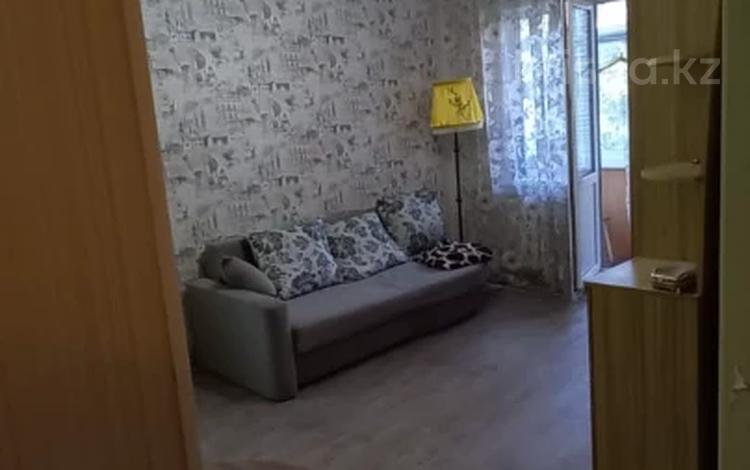 1-комнатная квартира · 35 м² · 4/5 этаж, Аманжолова за 110 000 ₸ в Уральске — фото 5