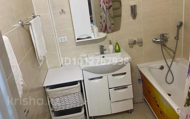 3-бөлмелі пәтер · 110 м² · 4/5 қабат, мкр. Алтын орда, Алия Молдагулова 56 г корп 1 — Алия Молдугулова, бағасы: 300 000 ₸ в Актобе — фото 3