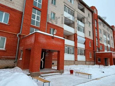 3-бөлмелі пәтер · 95 м² · 4/5 қабат, Кокшетау 1/6д, бағасы: 25 млн ₸ в Уральске