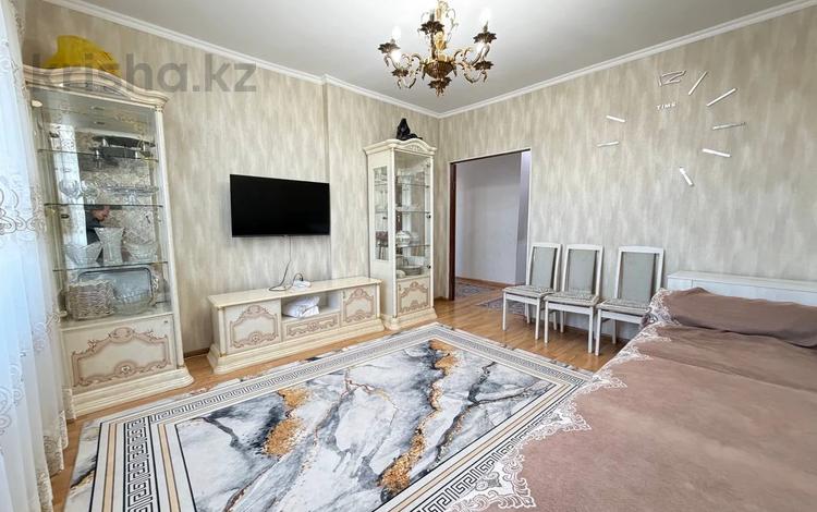 3-комнатная квартира · 80 м² · 12/12 этаж, Сыганак 2 за 36.5 млн ₸ в Астане, Нура р-н — фото 2