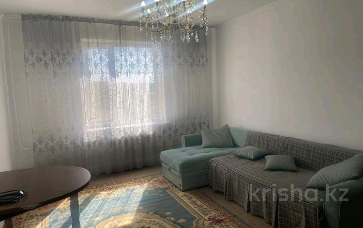 2-бөлмелі пәтер · 70 м² · 2/5 қабат, Болашак 22, бағасы: 160 000 ₸ в Талдыкоргане, мкр Болашак — фото 2