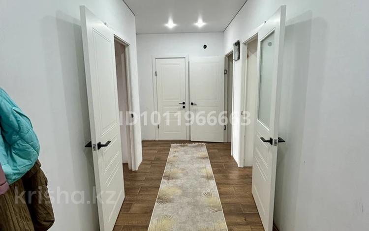 3-бөлмелі пәтер · 90 м² · 5/5 қабат, мкр. Алтын орда, Микрорайон Батыс-2, бағасы: 28 млн 〒 в Актобе — фото 2