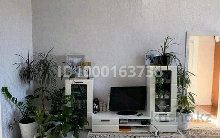 2-комнатная квартира · 85 м² · 2/2 этаж, Комарова 1А — Больница,Центральная за 25 млн 〒 в Байтереке (Новоалексеевке) — фото 2