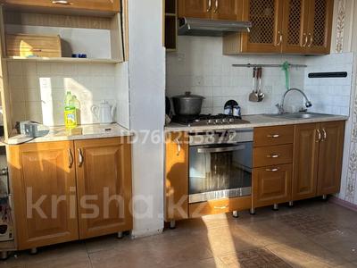 2-бөлмелі пәтер · 60 м² · 5/5 қабат, 8 микрорайон 10 — Байтленова, бағасы: 21 млн ₸ в Шымкенте, Туран р-н
