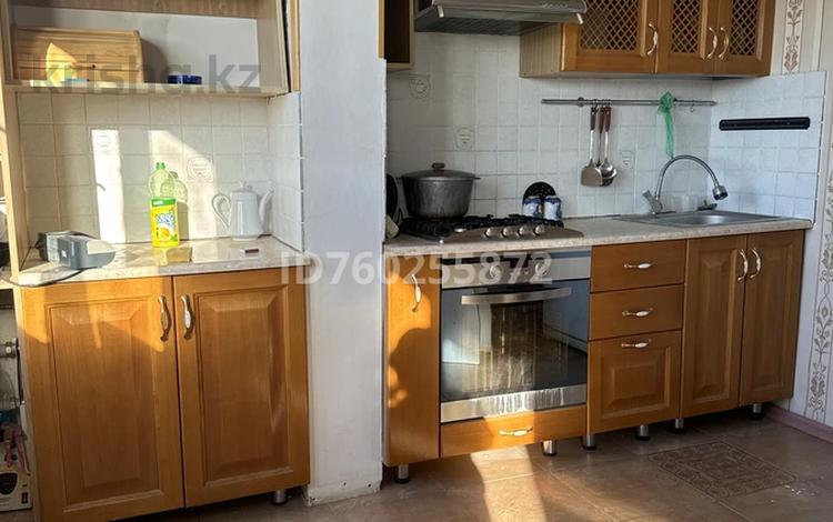 2-бөлмелі пәтер · 60 м² · 5/5 қабат, 8 микрорайон 10 — Байтленова, бағасы: 21 млн ₸ в Шымкенте, Туран р-н — фото 2