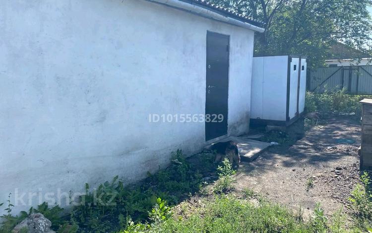 Үйдің бір бөлігі · 1 бөлме · 24 м² · 2 жүзд., Водительская — Бухарестская Жырауский, бағасы: 30 000 ₸ в Караганде — фото 2