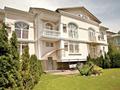 5-бөлмелі пәтер · 250 м² · 1/3 қабат, Достык 341 — Алем (Люксор), бағасы: 1.2 млн ₸ в Алматы, Медеуский р-н
