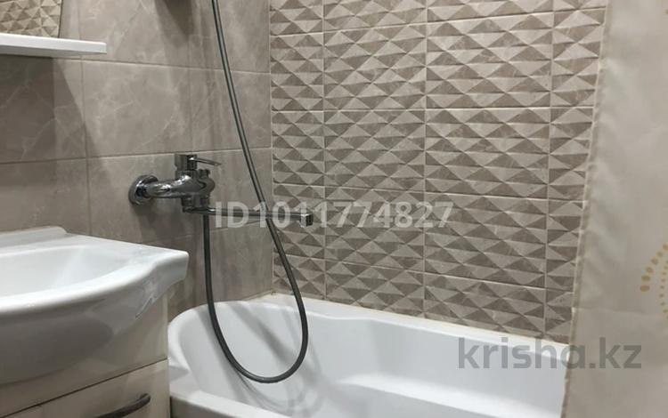 1 комната · 70 м² · 8/8 этаж, Акмешит 7/1 — Керей Жанибек за 90 000 ₸ в Астане, Есильский р-н — фото 2