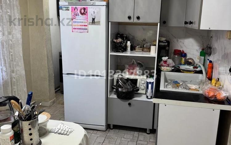 3-бөлмелі пәтер · 74.5 м² · 1/3 қабат, Валиханова 10 А, бағасы: 15 млн ₸ в Макинске — фото 2