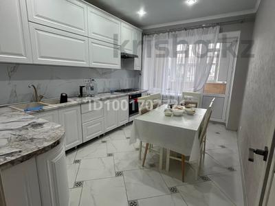 2-бөлмелі пәтер · 75 м² · 5/5 қабат, мкр 4 — сзади Кар Сити, бағасы: 33 млн ₸ в Уральске