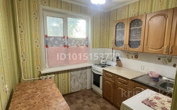 3-бөлмелі пәтер · 49.3 м² · 2/5 қабат, Сергея Тюленина 50, бағасы: 13.5 млн ₸ в Уральске — фото 2