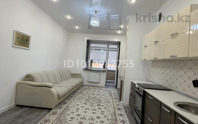 2-комнатная квартира · 57 м² · 9/9 этаж, ул. Камзина 41/1 за 250 000 〒 в Павлодаре — фото 2
