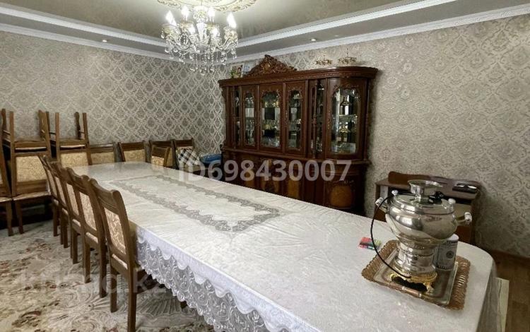 Жеке үй · 7 бөлме · 172 м² · 6 жүзд., Ж.Баласағұна 128 — Сулейманова, Қасымбекова, бағасы: 45 млн ₸ в Таразе — фото 10